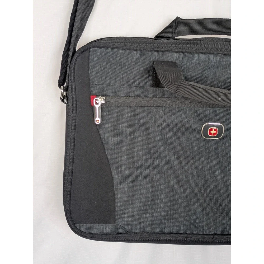 SwissGear Laptop Messenger Bag Black Padded Briefcase Shoulder Case 16